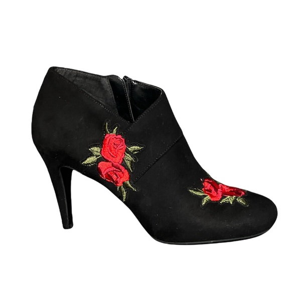 Impo Shoes - IMPO Heels ankle Booties with rose stitching
